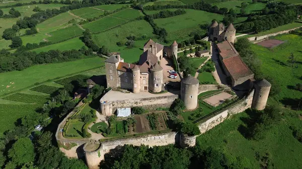 Drone foto berze-le-chatel kalesi Fransa Avrupa