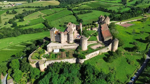 Drone foto berze-le-chatel kalesi Fransa Avrupa