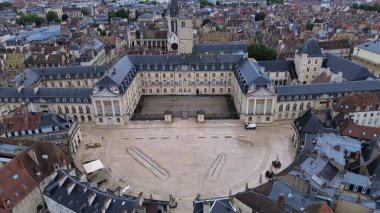 Burgonya Dükü Dijon Fransa 'nın İHA fotoğrafı.
