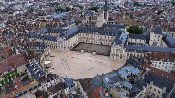 Burgonya Dükü Dijon Fransa 'nın İHA fotoğrafı.