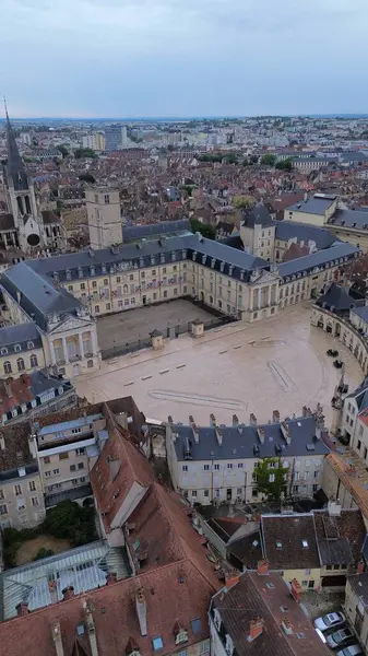 Burgonya Dükü Dijon Fransa 'nın İHA fotoğrafı.