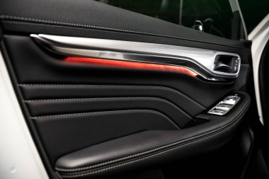 Vinnitsa, Ukrayna - 3 Şubat 2024: MG Marvel R dahili kapı paneli lüks bir yolculuk için lüks tasarım ve premium malzemeler. Yüksek kalite fotoğraf