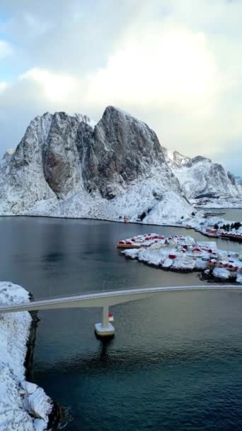 Norveç Lofoten Adası Nın Havadan Görünüşü Güneşin Doğduğu Kış Mevsimi — Stok video
