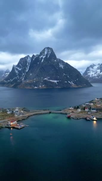 Widok Lotu Ptaka Wyspę Lofoten Norwegii Sezon Zimowy Zachodu Słońca — Wideo stockowe