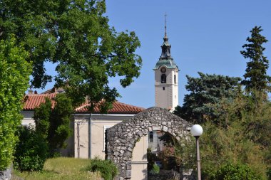 Doğadaki güzel eski kale manzarası 