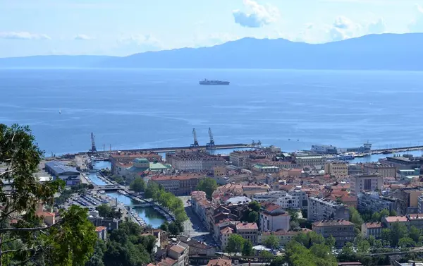 Rijeka Hırvatistan 'ın güzel bir sahil manzarası