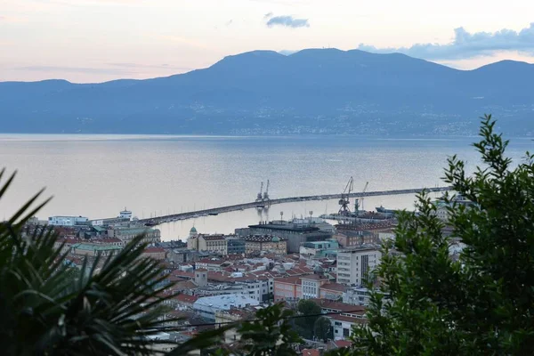 Rijeka Hırvatistan 'ın güzel bir sahil manzarası