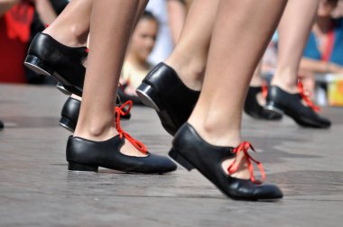 Flamenko dansından sonra yorgun bacaklar