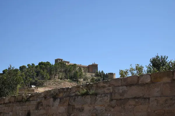 Vista Montanha Com Castelo Alcaniz Espanha — Fotografia de Stock