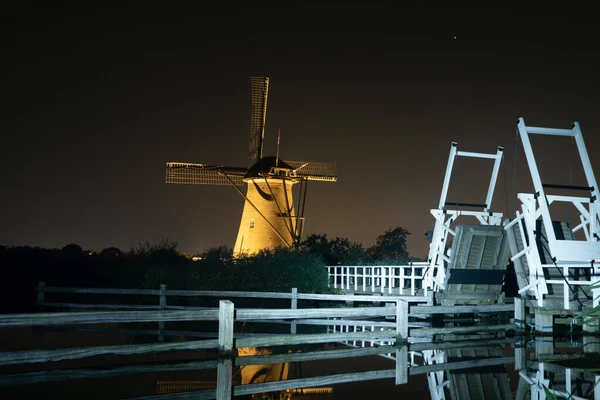 Verlichte Windmolens Wereld Erfgoed Kinderdijk Nederland — Stockfoto