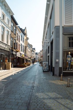 Breda, Hollanda - 06 16 2023: Breda şehrinin sokak manzarası