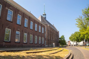 Breda, Hollanda - 06 16 2023: Breda şehrinin sokak manzarası