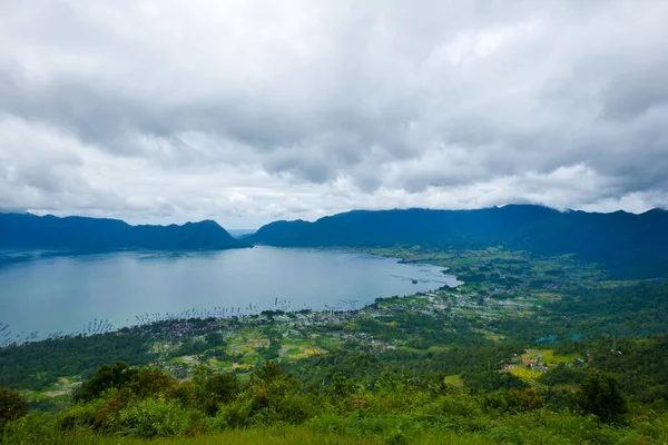 Paisaje Vista Del Lago Maninjau Desde Cima Colina Sumatra Indonesia —  Fotos de Stock