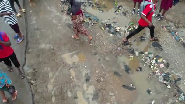 Мая 2022 Года Лагос Нигерия Грязная Территория Наводнения Переполненная Грязная — стоковое видео