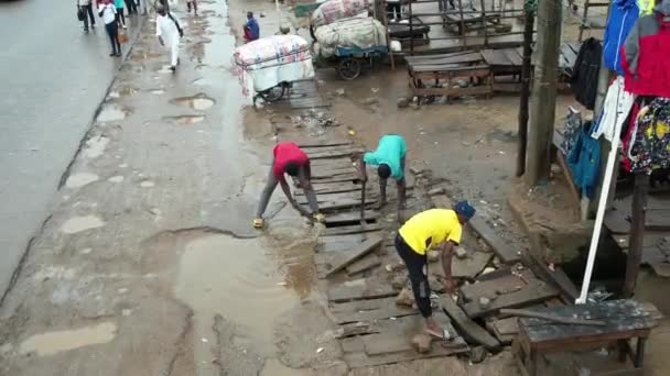2022년 24일 라고스 나이지리아 더러운 넘치는 아프리카 전역의 주택의 광범위한 — 비디오