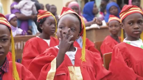 Tváře Afriky Nigérie Školy Během Jejich Absolventského Ceremoniálu — Stock video