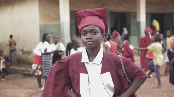 Ansikten Afrika Nigeria Skolor Sin Examensceremoni — Stockvideo