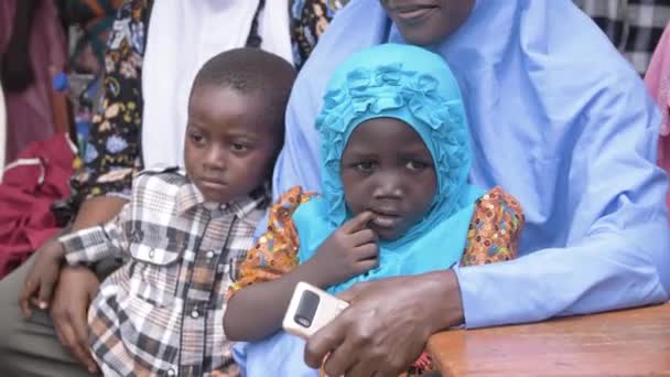 2023年3月24日 Karsi Mararaba尼日利亚 非洲儿童面临的极端贫困及其在尼日利亚北部的贫困状况 — 图库视频影像