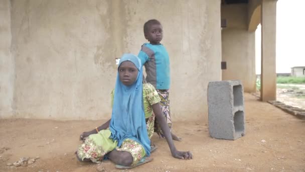 Maret 2023 Karsi Mararaba Nigeria Anak Anak Afrika Menghadapi Kemiskinan — Stok Video