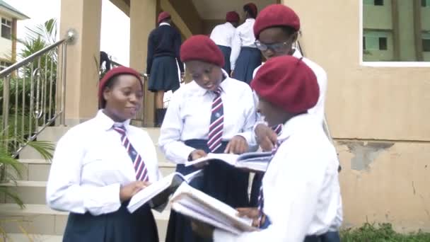 Agosto 2023 Abuja Nigéria Estudantes África Nigéria Aprendem Sala Aula — Vídeo de Stock