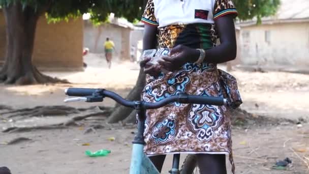 Jan 2024 Gwalada Nigeria Niña Desnutrida Debido Pobreza Extrema Hambre — Vídeos de Stock