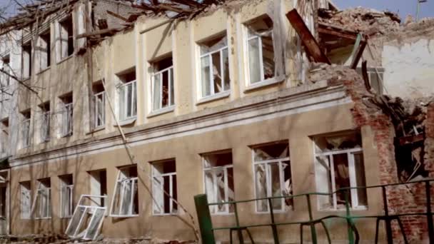 Guerra Della Russia Contro Ucraina Edificio Scolastico Distrutto Dopo Attacco — Video Stock