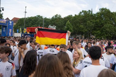 Stuttgart, Almanya, 05 Temmuz 2024. Alman milli takımının taraftarları. Alman milli takımı EURO 2024 için turnuvadan ayrıldı.