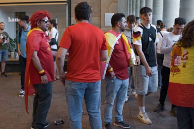 Stuttgart, Almanya, 05 Temmuz 2024. İspanya 'nın futbol taraftarları. İspanyol taraftarlar EURO 2024 için Almanya 'ya geldiler