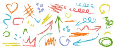 Renkli el çizimi tebeşir karalamaları ve beyaz arkaplanda oklarla, kalplerle ve soyut şekillerle karalamalar