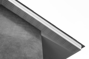 Ev çatısı, yeni bir evin dış görünüşü