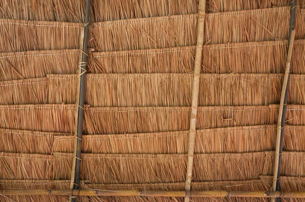 Telhado Casa Rural Feito Grama Casulo Fundo Telhado Palha Basketwork — Fotografia de Stock