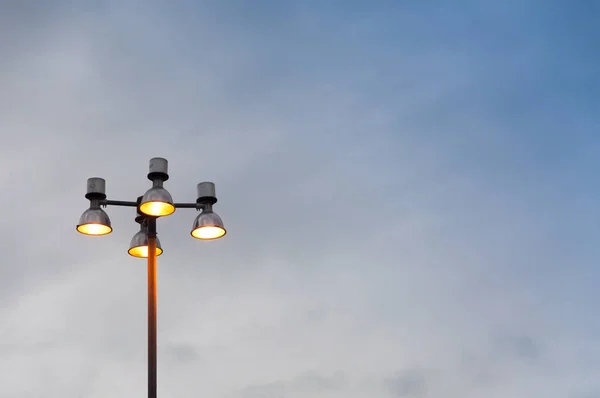 Уличное Освещение Небо Современная Улица Лампы — стоковое фото