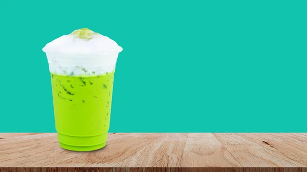 Ледяной Маття Зеленый Чай Латте Фрапучино Молочной Пеной Чашке Вынос — стоковое фото