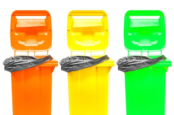 Beyaz Üzerinde Izole Edilmiş Büyük Renkli Çöp Tenekeleri Çöp Kutuları — Stok fotoğraf