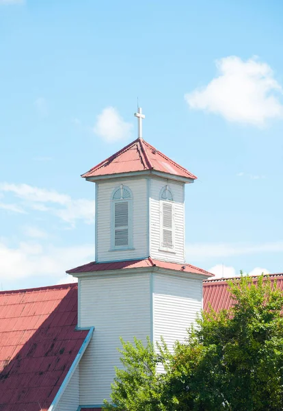 Kostelní Věž Kříže Střeše Křesťanského Ortodoxního Kostela Proti Zatažené Obloze — Stock fotografie