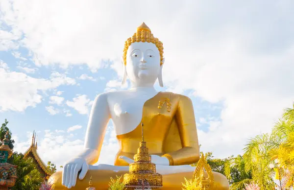 Grande Statua Buddha Wat Phra Doi Kham Chiang Mai Tempio — Foto Stock