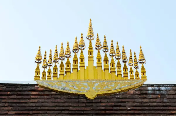 Top Kult Dachu Tajlandii Świątyni Art Style Tajlandii — Zdjęcie stockowe