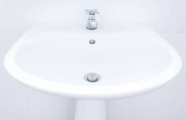 Bílý Dřez Umyvadlo Koupelně — Stock fotografie