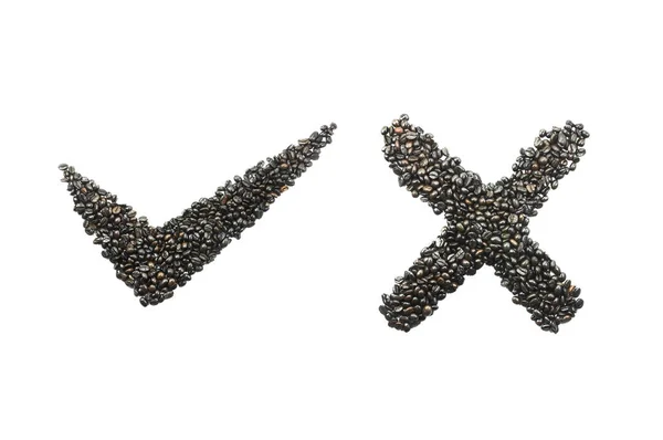 白色背景下分离的咖啡豆止回标记和交叉符号特征 — 图库照片