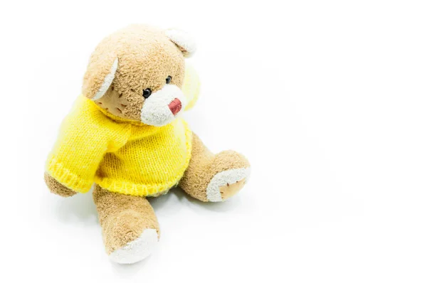 Коричневий Плюшевий Ведмедик Іграшка Носить Жовті Сорочки Сидять Білому Тлі — стокове фото
