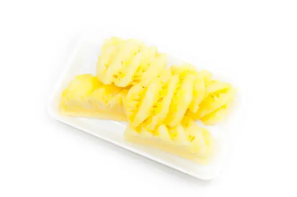 Frische Ananasfrüchte Auf Schaum Auf Weißem Hintergrund — Stockfoto