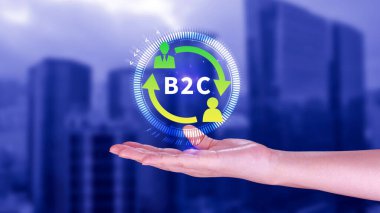 B2C, İş 'ten müşteri pazarlama stratejisine. İş stratejisi, iletişim, geri bildirim, çevrimiçi pazarlama, ticaret pazarlama stratejisi için sanal B2C simgesine sahip bir işadamı.