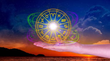 Astroloji ve burç kavramı, burç çarkının içindeki kişi, yıldız çemberi, astroloji, gökyüzü bilgisi, evrenin gücü....