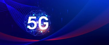 5G arka plan ağ kavramı, birbiriyle bağlantılı 5G sembollü holografik dijital küre, modern iş ve iletişim 5G teknolojisi, dijital dönüşüm.