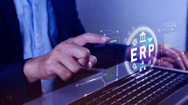 ERP Kavramı, Girişim kaynak planlama kavramı, sanal ekranda ERP sisteminin analizi, iş zekası, HR ve CRM modülleri arasındaki bağlantılar.