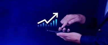 Küresel iş büyümesi analizi ve varlık yatırım grafiği İş ve Finans, Yukarı ok ekonomi grafiği, küresel ekonomik eğilim analizi, sanal ekran analizi.