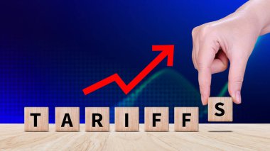 İthalat tarifeleri kavramı artırıyor, ekonomiyi artırmak için hükümet ithalat vergisi, endüstriyel büyüme vergisi, ithalat vergisi artışı, kalkınma için ticaret savaşı politikası