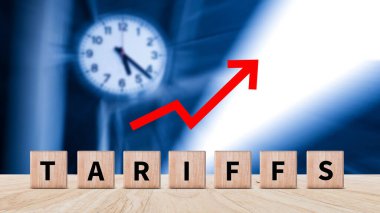 İthalat tarifeleri kavramı artırıyor, ekonomiyi artırmak için hükümet ithalat vergisi, endüstriyel büyüme vergisi, ithalat vergisi artışı, kalkınma için ticaret savaşı politikası