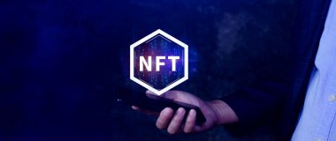 Şifreleme sanatı engelleme teknolojisi konsepti için ödenebilir NFT jetonu yok. NFT 'nin kripto para birimi, dijital varlık, sanat çalışması ve dijital deftere yatırımı veya ticareti