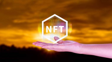 Şifreleme sanatı engelleme teknolojisi konsepti için ödenebilir NFT jetonu yok. NFT 'nin kripto para birimi, dijital varlık, sanat çalışması ve dijital deftere yatırımı veya ticareti